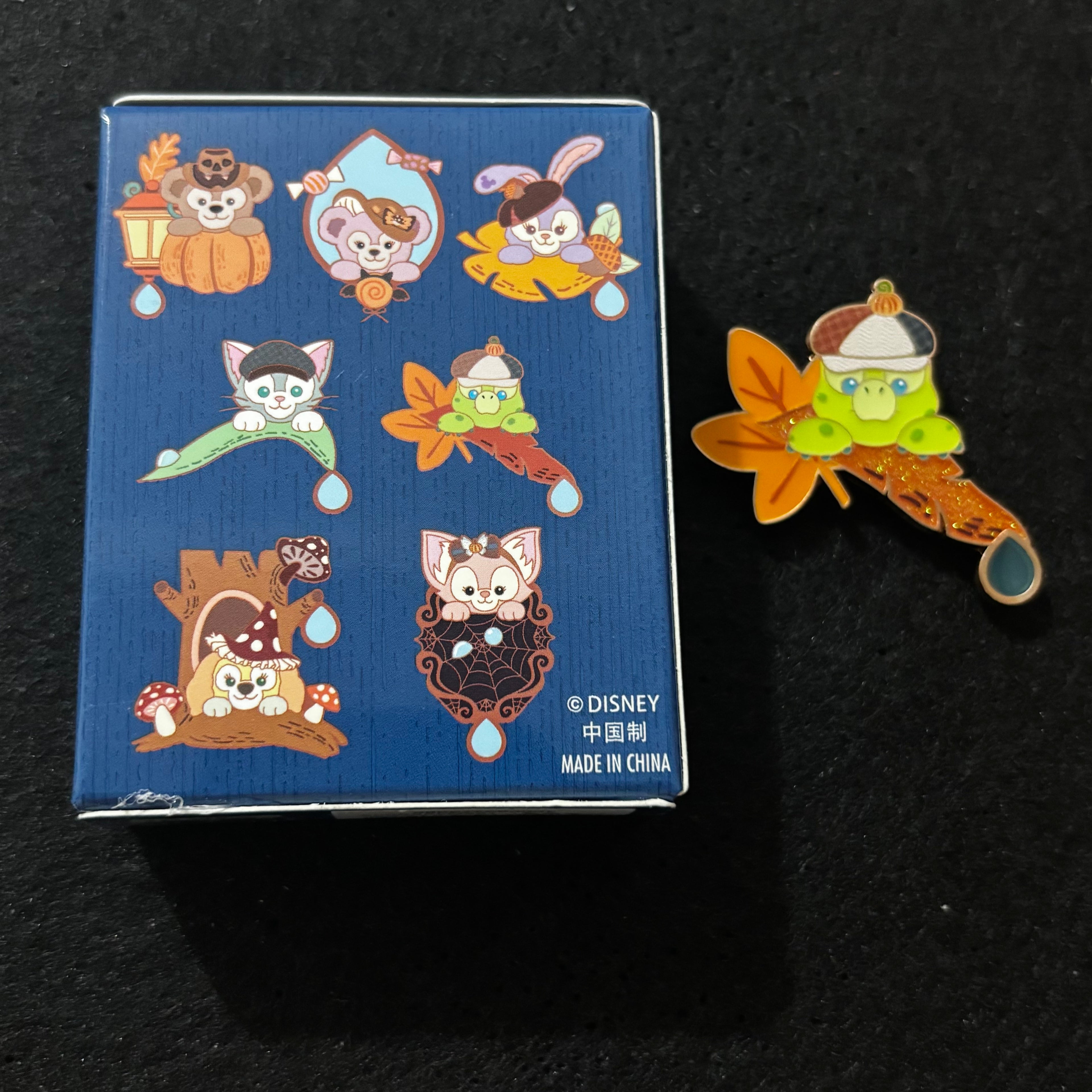 SHDL – Duffy & Friends Autumn Forest Halloween Mystery Pin Blind Box | 2025 Shanghai | 1 Random Pin
